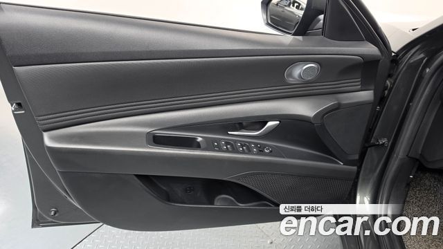 Hyundai AVANTE 2021 — photo 14