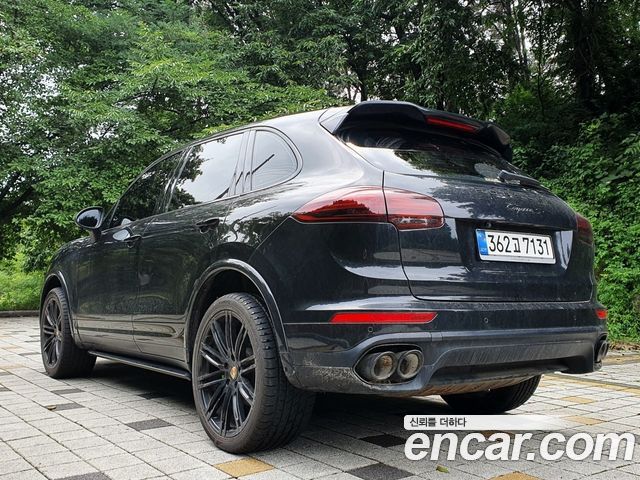 Porsche Cayenne 2013 — photo 2