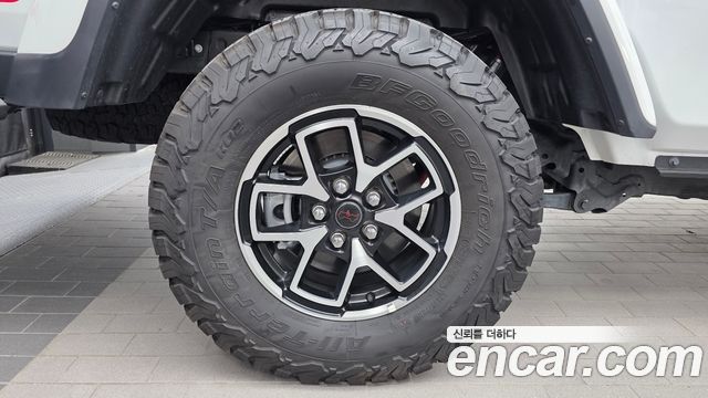 Jeep Gladiator 2025 — photo 5