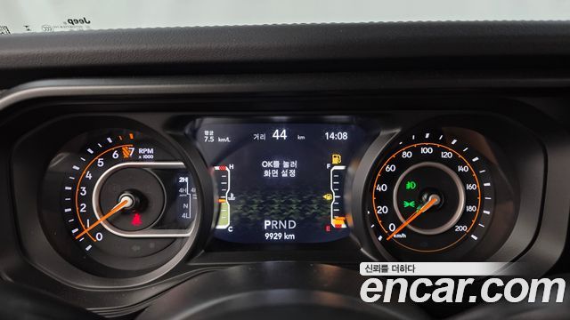 Jeep Gladiator 2025 — photo 11