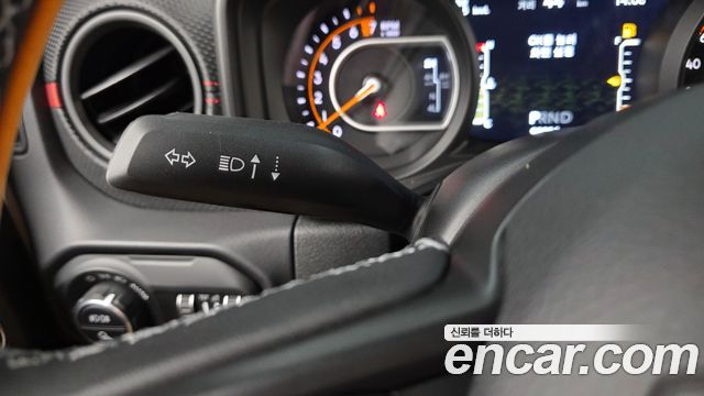 Jeep Gladiator 2025 — photo 28