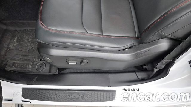 Jeep Gladiator 2025 — photo 31