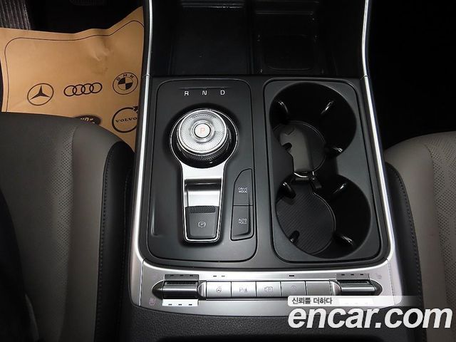 Kia Canival 2024 — photo 11