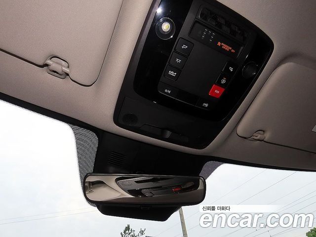 Kia Canival 2024 — photo 16