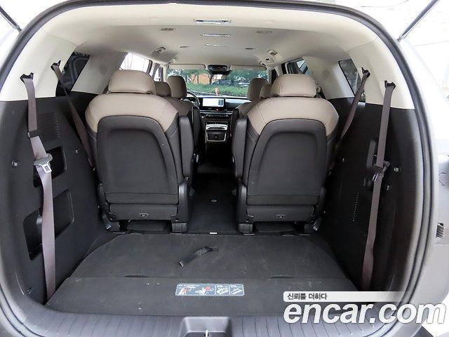 Kia Canival 2024 — photo 17
