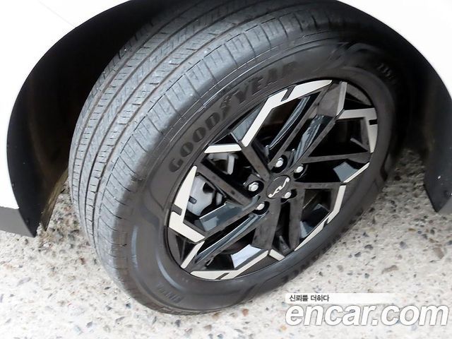 Kia Canival 2024 — photo 20