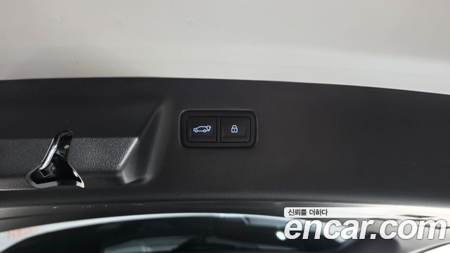 Hyundai Santafe 2025 — photo 21