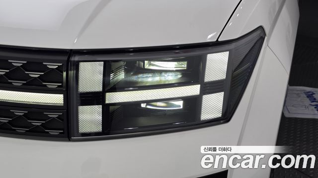 Hyundai Santafe 2025 — photo 8