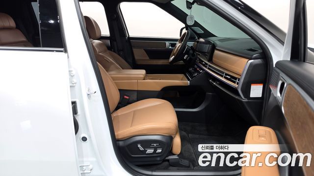 Hyundai Santafe 2025 — photo 16