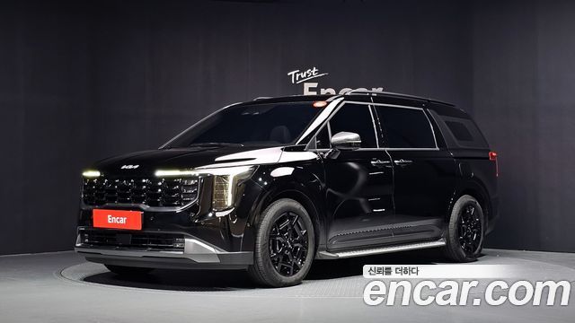 Kia Canival 2025 — photo 1