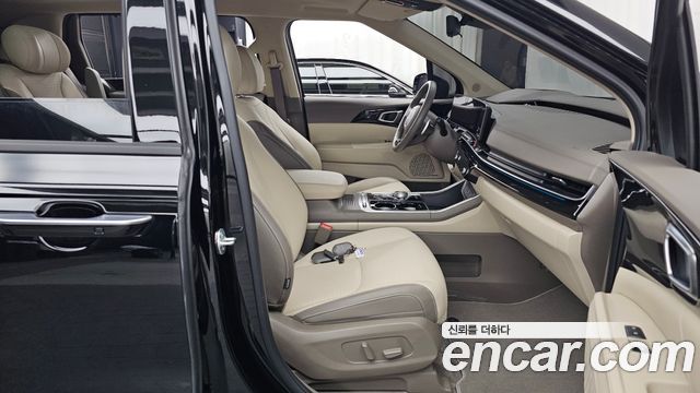 Kia Canival 2025 — photo 17