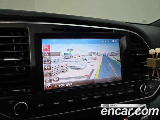Hyundai AVANTE 2016 — photo 14