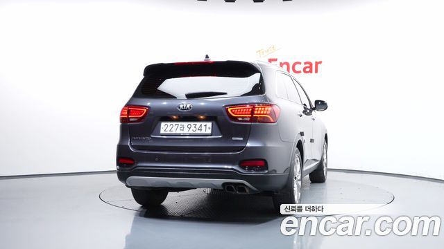 Kia Sorento 2019 — photo 4