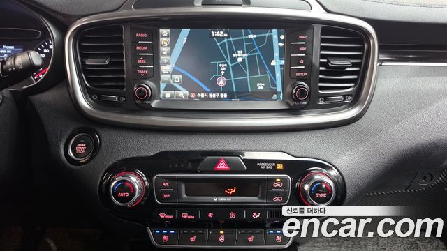 Kia Sorento 2019 — photo 19