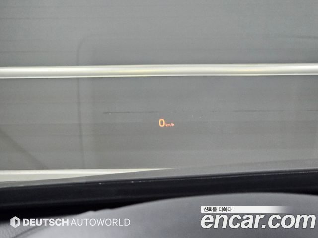 Kia K7 2018 — photo 18