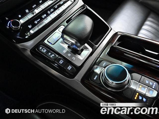 Genesis EQ900 2016 — photo 9
