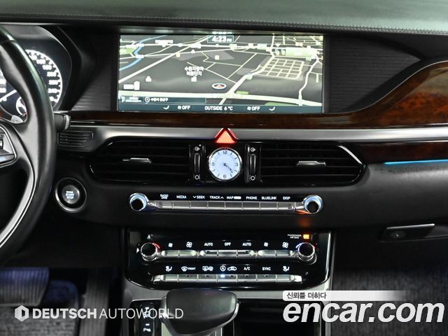 Genesis EQ900 2016 — photo 14