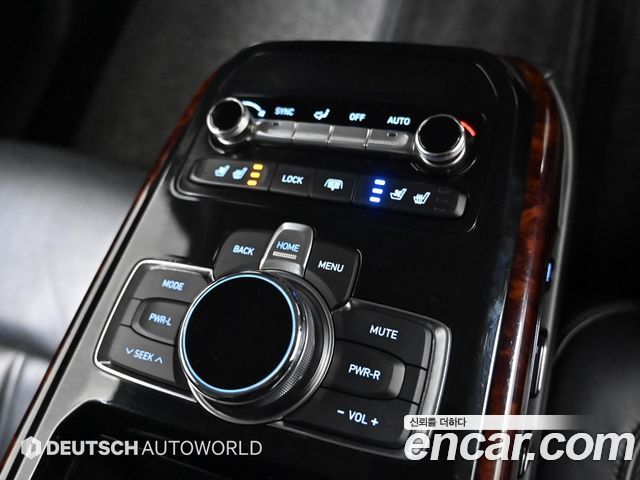 Genesis EQ900 2016 — photo 16