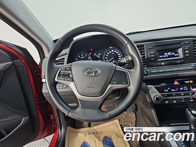 Hyundai AVANTE 2016 — photo 9