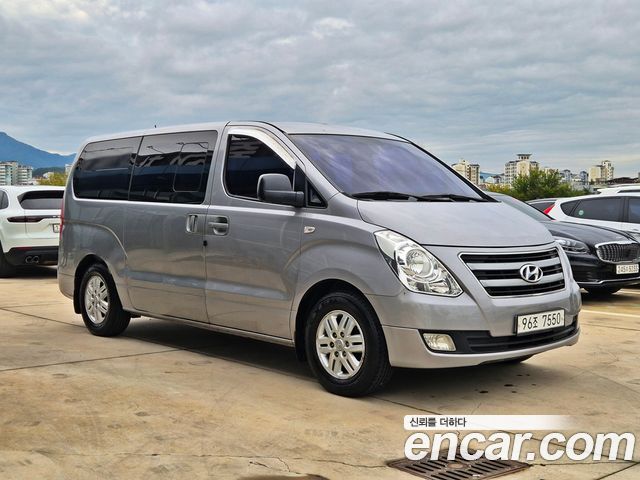 Hyundai Starex 2017 — photo 3