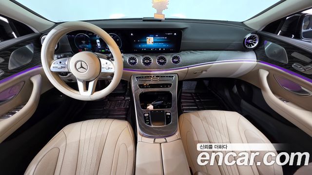 Mercedes-Benz CLS-Class 2021 — photo 10