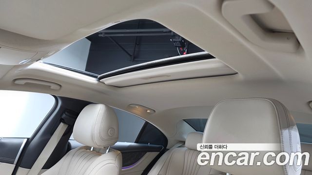 Mercedes-Benz CLS-Class 2021 — photo 23