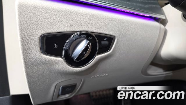 Mercedes-Benz CLS-Class 2021 — photo 27