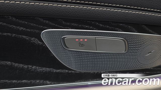 Mercedes-Benz CLS-Class 2021 — photo 30