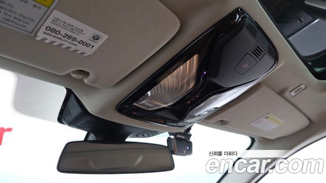 BMW 5-Series 2020 — photo 25