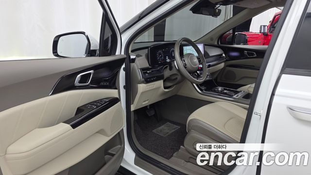 Kia Canival 2023 — photo 13
