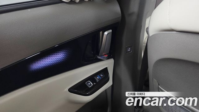 Kia Canival 2023 — photo 22