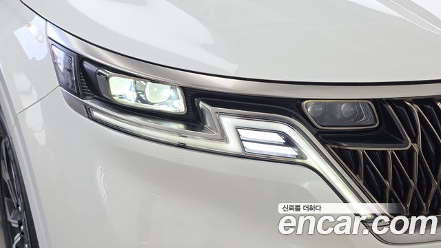 Kia Canival 2023 — photo 8