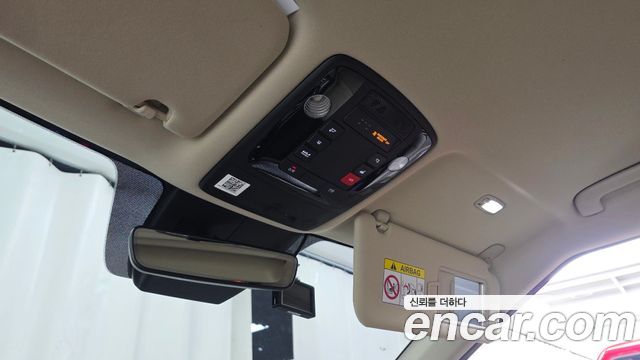 Kia Canival 2023 — photo 27