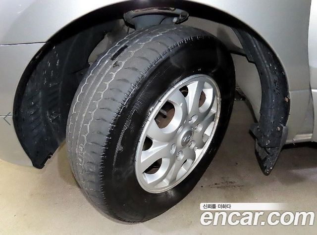 Hyundai Starex 2013 — photo 18