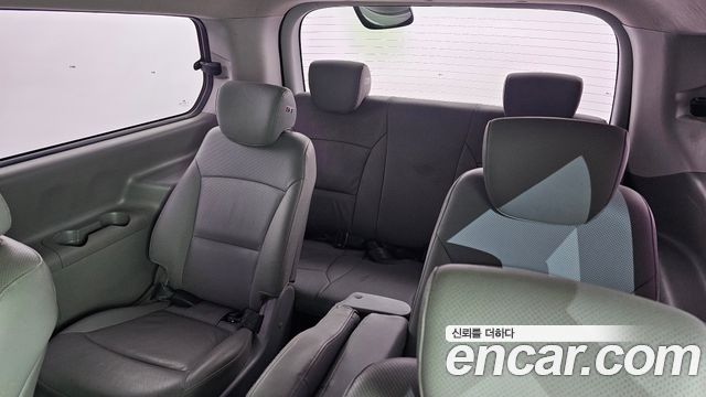 Hyundai Starex 2017 — photo 29