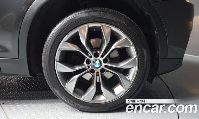 BMW X4 2015 — photo 7