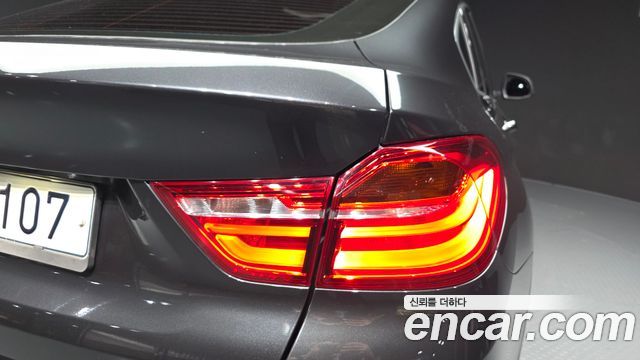 BMW X4 2015 — photo 9