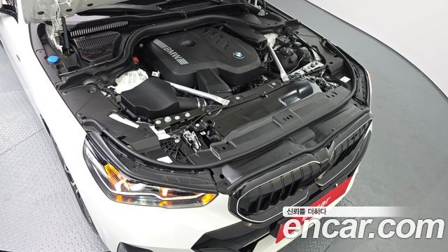 BMW 5-Series 2025 — photo 6