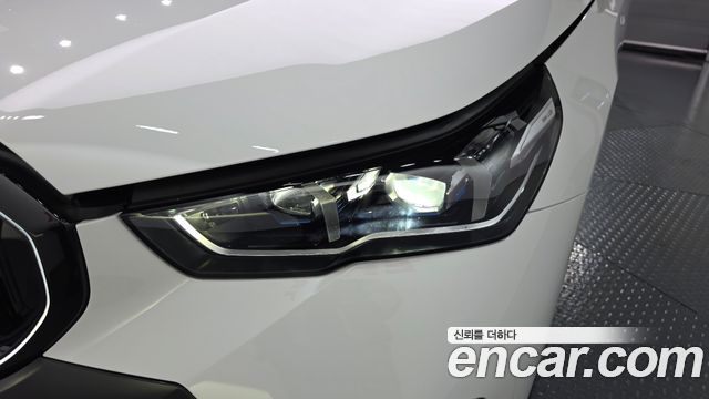 BMW 5-Series 2025 — photo 8