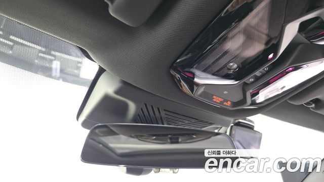 BMW 5-Series 2025 — photo 29