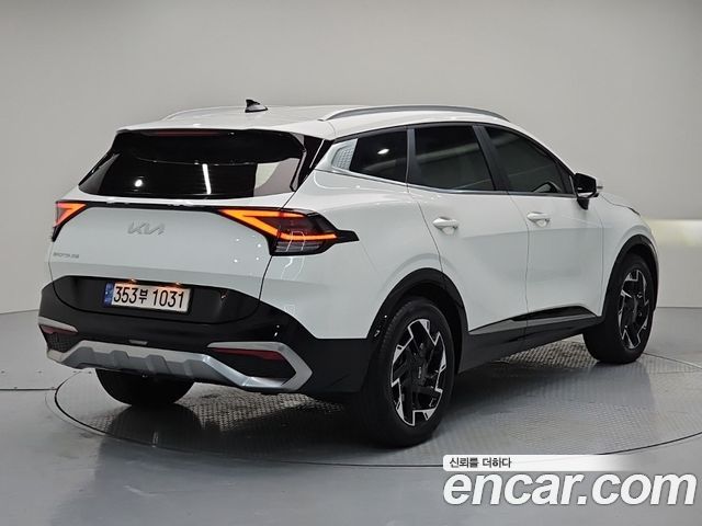 Kia Sportage 2023 — photo 2