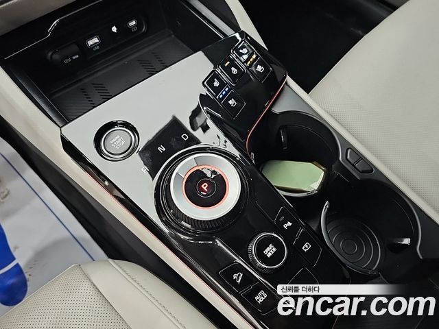 Kia Sportage 2023 — photo 9