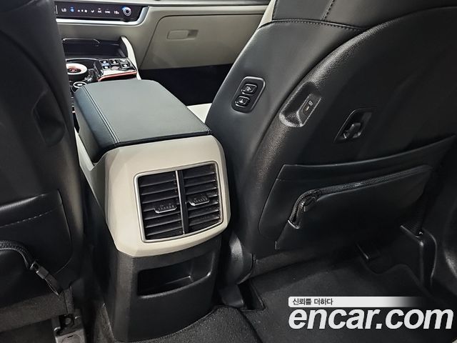 Kia Sportage 2023 — photo 17