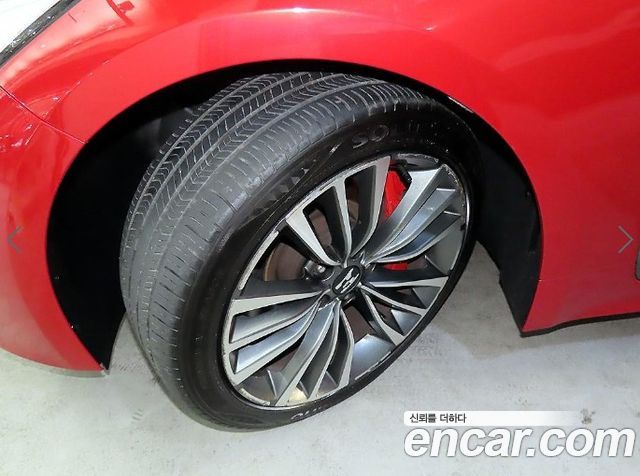 Kia Stinger 2018 — photo 20