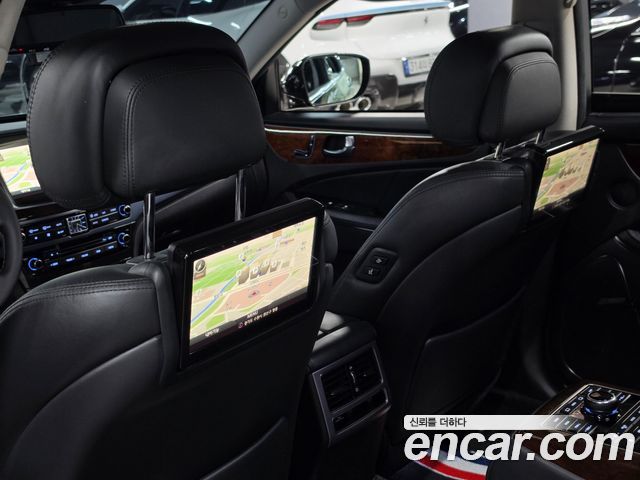 Hyundai Equus 2014 — photo 9