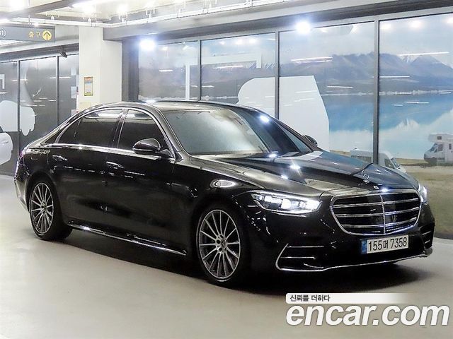 Mercedes-Benz S-Class 2022 — photo 1