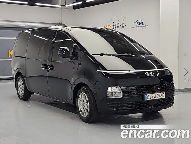 Hyundai Staria 2025 — photo 4