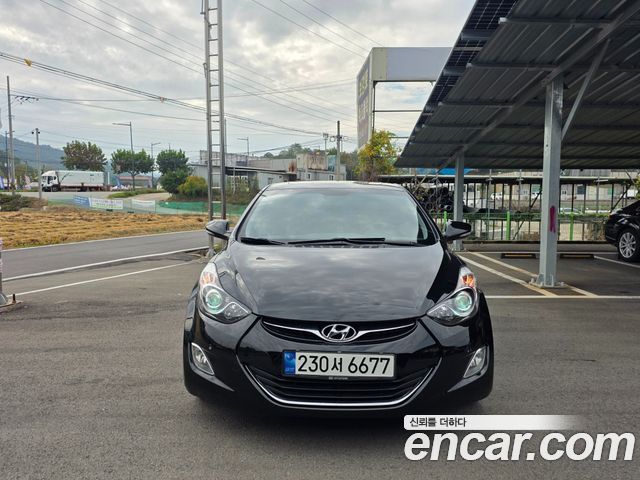 Hyundai AVANTE 2013 — photo 2
