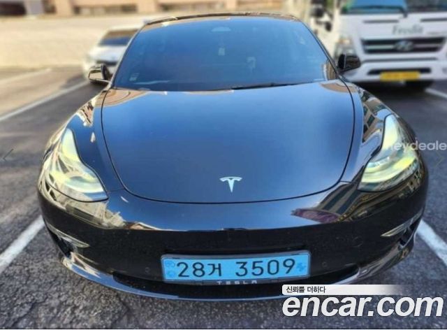 Tesla Model 3 2022 — photo 1