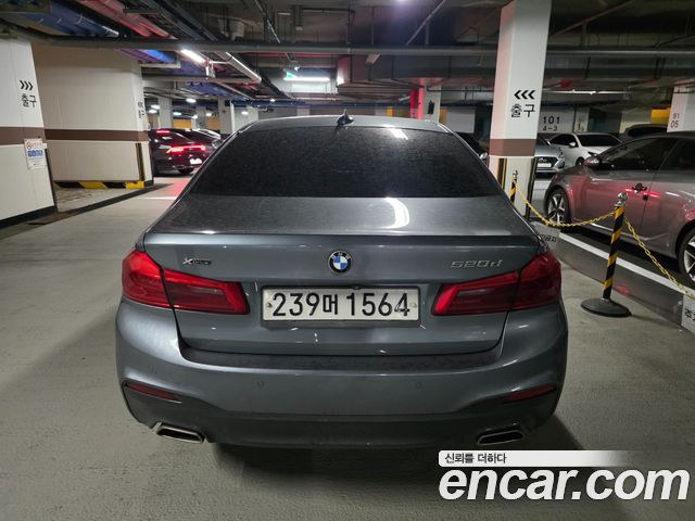 BMW 5-Series 2017 — photo 4